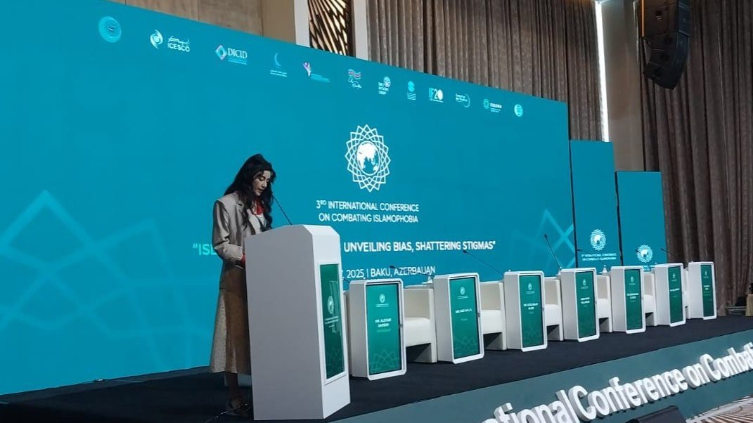 Bakıda “İslamofobiya: Qərəzin ifşası, stiqmaların dağıdılması” mövzusunda beynəlxalq konfransın ikinci günü start götürüb
