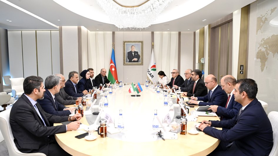 Azerbaijan’s SOCAR, Iranian companies explore cooperation