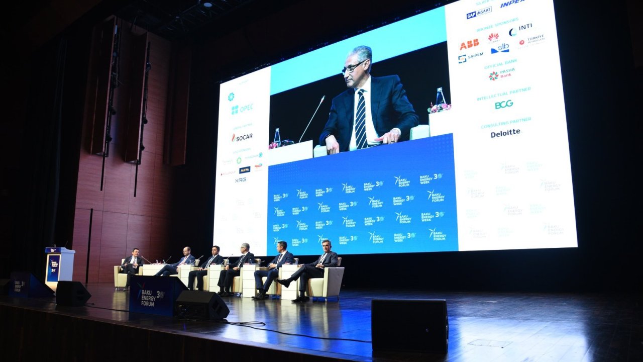 Bakı Enerji Forumu başa çatdı