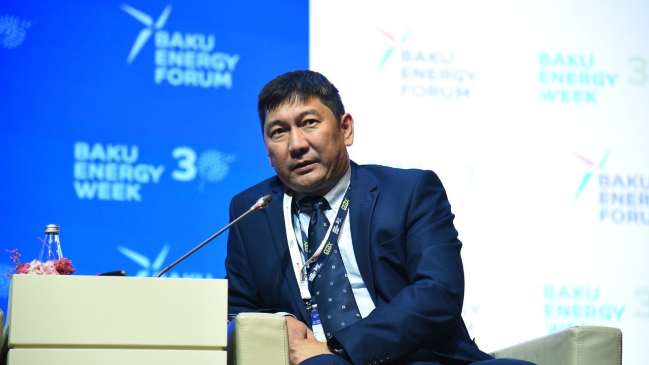 "Masdar" dayanıqlı enerji şəbəkələrinin yaradılmasında Azərbaycana öz dəstəyini təklif edir