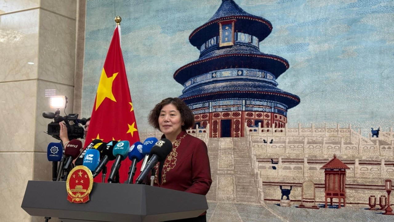 China spotlights surge in its tourist flow to Azerbaijan