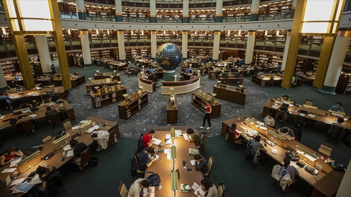 Türkiyənin Millət Kitabxanasına Azərbaycana dair zəngin kitab kolleksiyası hədiyyə olunub