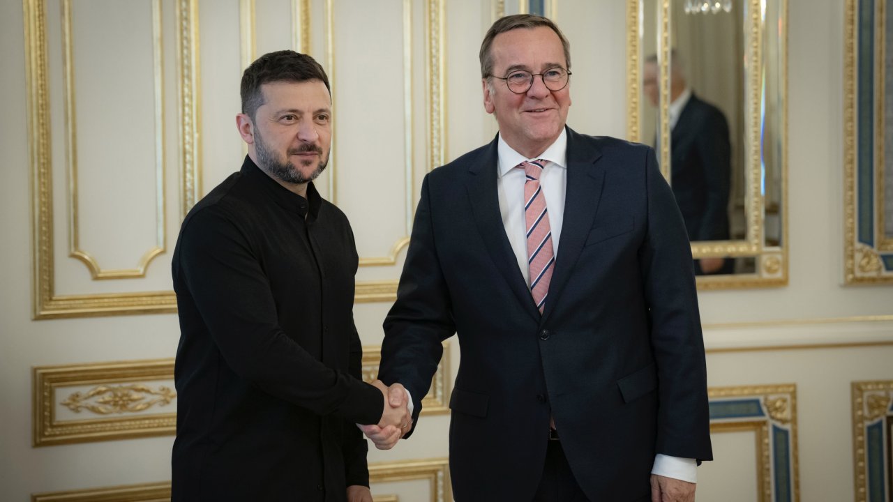 Zelenskiy: Trump ile Rusya'ya karşı yaptırımlar hakkında görüşmek istiyorum