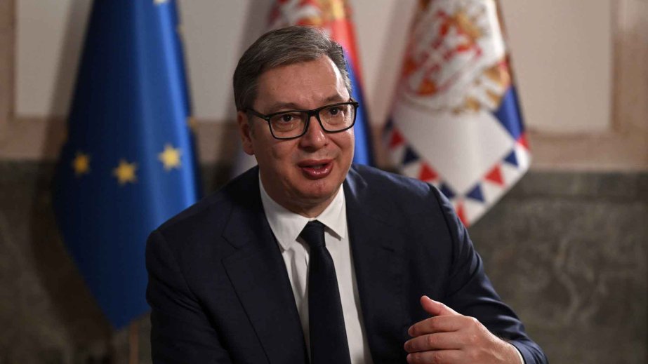 Vuçiç İsrail-İran münaqişənin neftin qiymətinə təsirindən danışıb