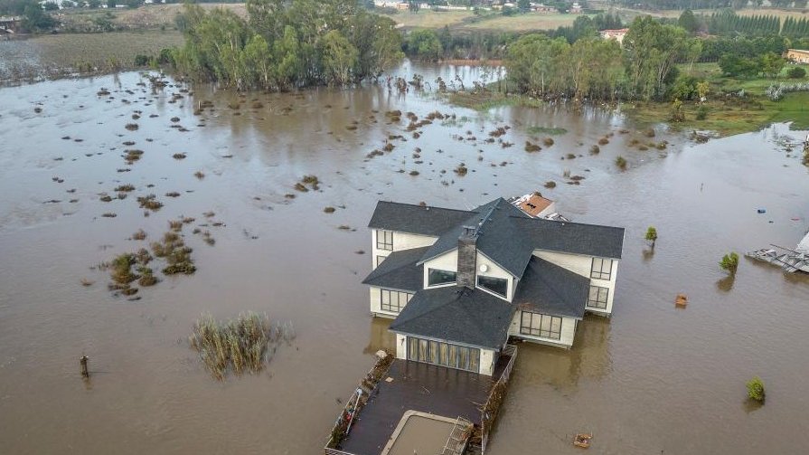 Güney Afrika'da sel: 67 ölü