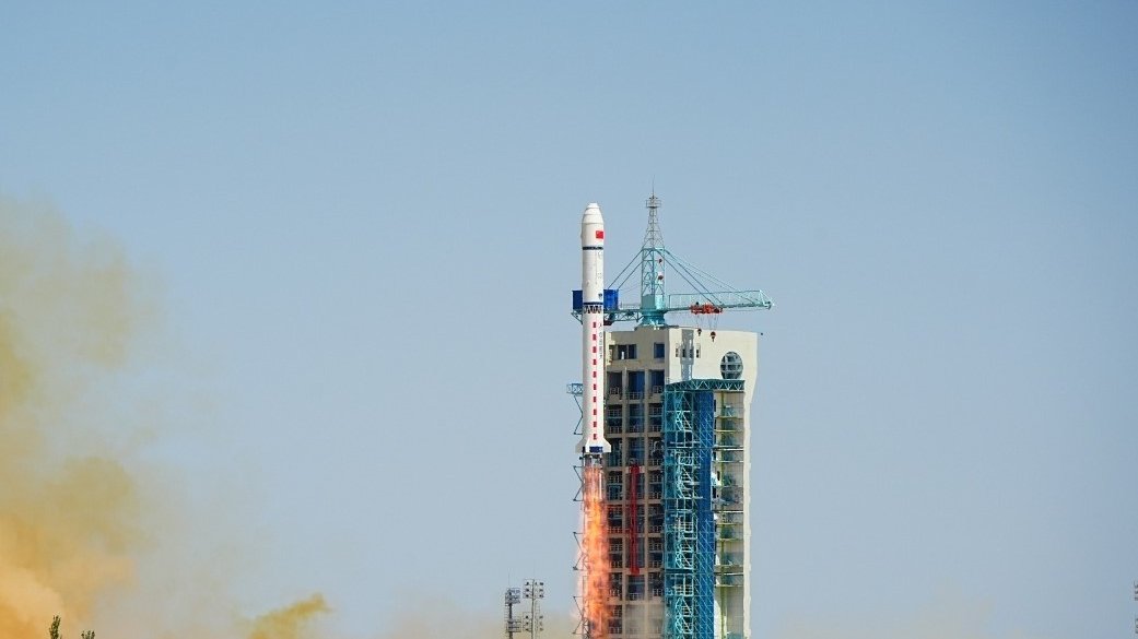 Çin, doğal afetleri gözlemlemek amacıyla uydu gönderdi