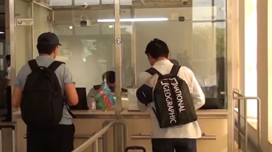 Qazaxıstan vətəndaşları İrandan Azərbaycana təxliyə olunublar - Səfirlik