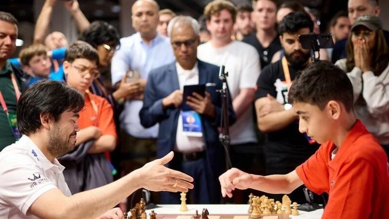 13 yaşlı şahmatçımız dünya ikincisini məğlub edib - VİDEO