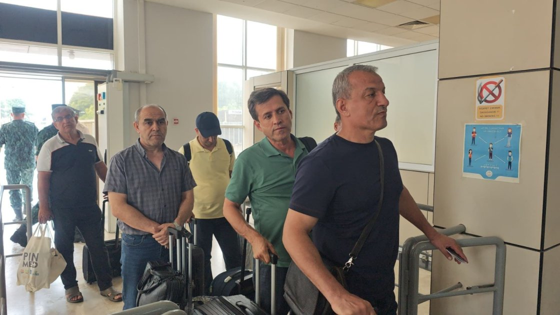 Bir qrup Tacikistan vətəndaşı Azərbaycan vasitəsilə İrandan təxliyə olunub