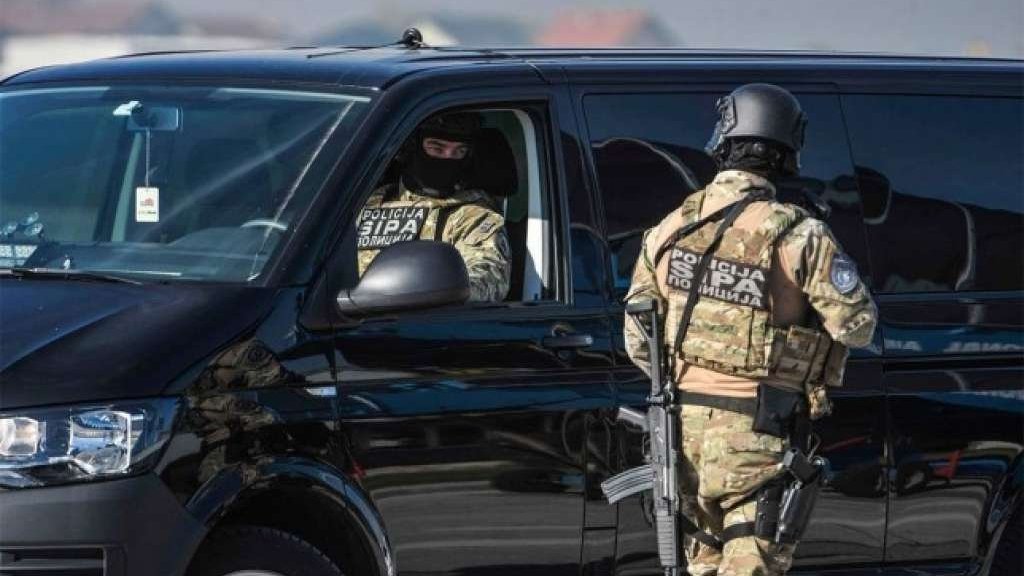 Bosnia launches raids in Banja Luka and Kostajnica
