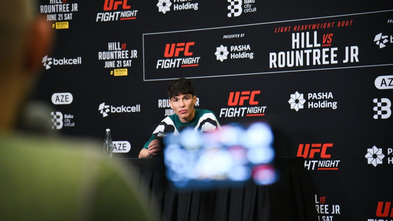 Fiziyevlə döyüş möhtəşəm olacaq - biz ikimizdə ayaqüstə döyüşməyi sevirik - Çilili döyüşçü