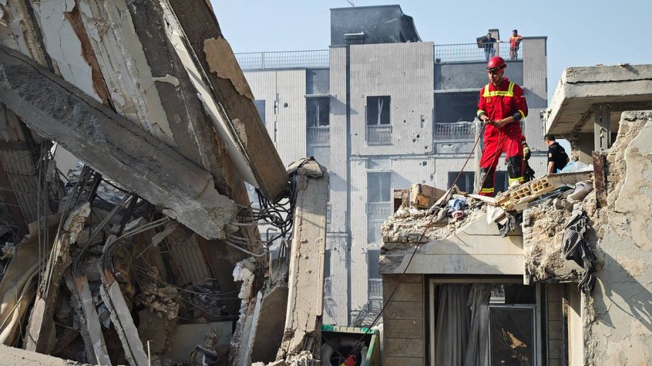 İranın Səhiyyə Nazirliyi: İndiyədək İsrailin hücumları nəticəsində 2800 nəfər yaralanıb