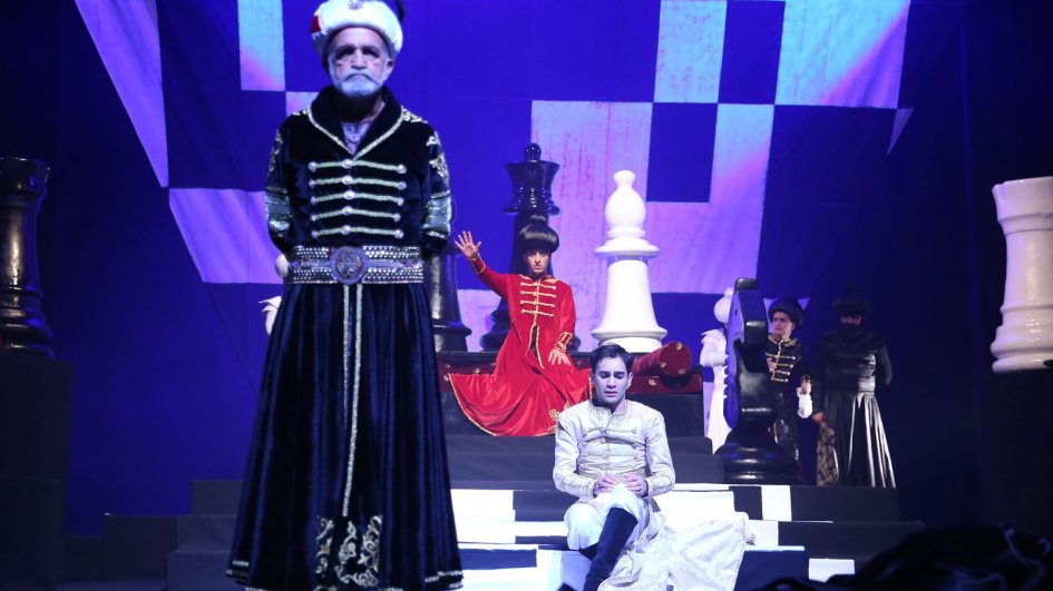 “Şah Abbas Namə" tamaşasının premyerası keçirilib