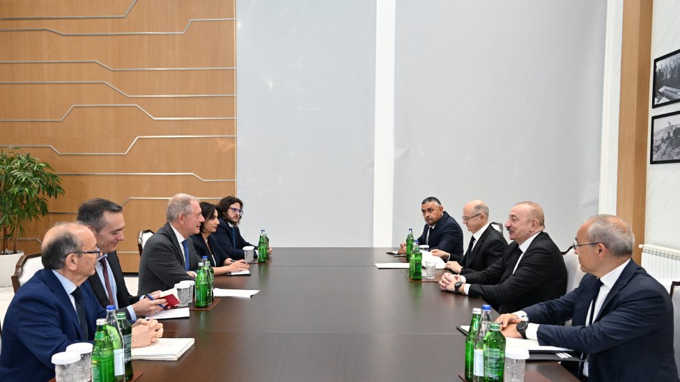 President Ilham Aliyev receives Italian delegation led by Minister for Enterprises and Made in Italy in Mingachevir
