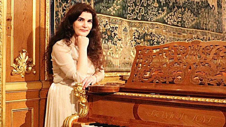 Aynur Məlikova: Əsas məqsədlərimdən bir Azərbaycan musiqisini təmsil etmək və populyarlaşdırmaqdır MÜSAHİBƏ