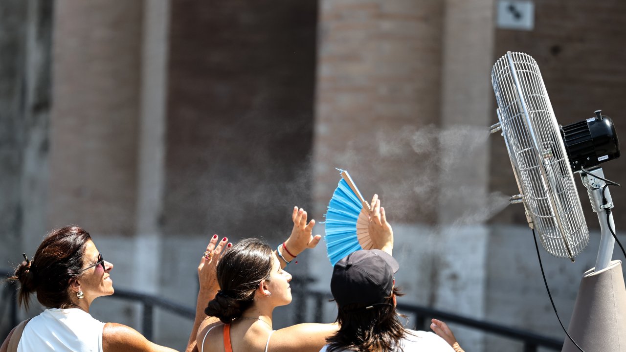 Avrupa'da sıcak hava dalgası etkisini sürdürüyor