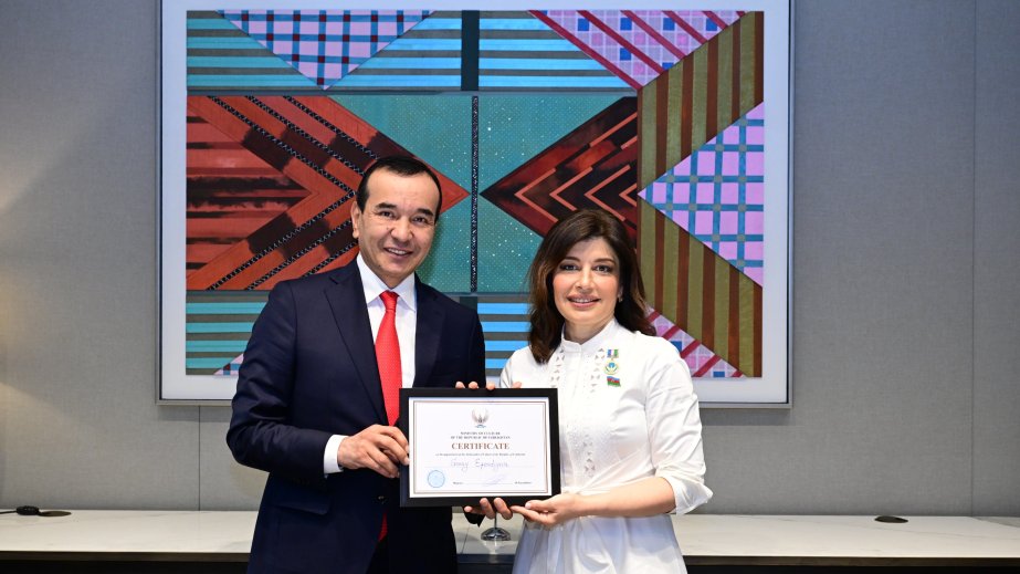 Günay Əfəndiyeva "Özbəkistanın mədəniyyət elçisi" medalı ilə təltif edilib