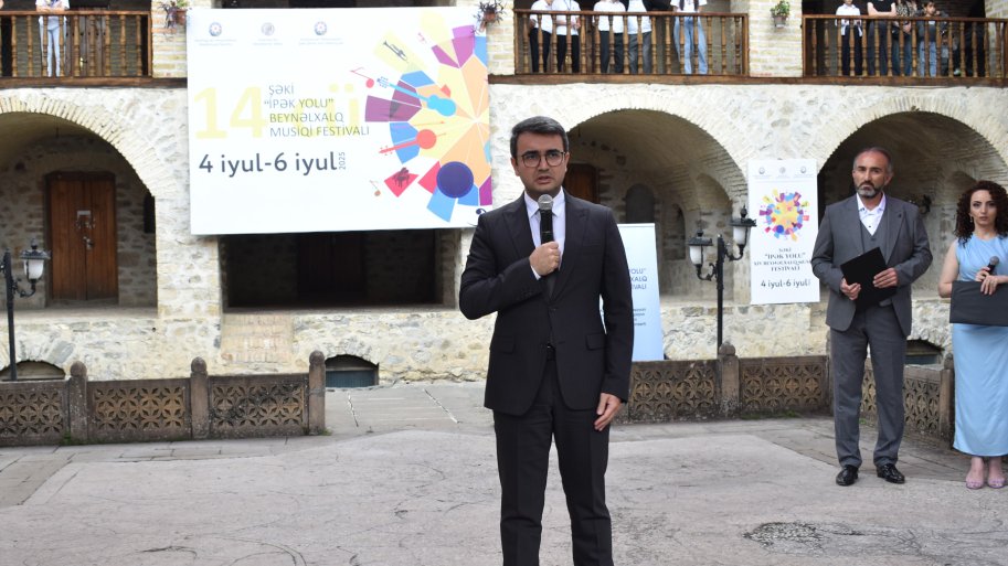 Şəki “İpək yolu” XIV Beynəlxalq Musiqi Festivalına start verilib