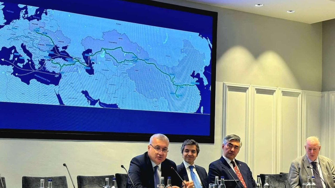 Londonda Trans-Xəzər Dəhlizi və regional əməkdaşlıq imkanları müzakirə olunub