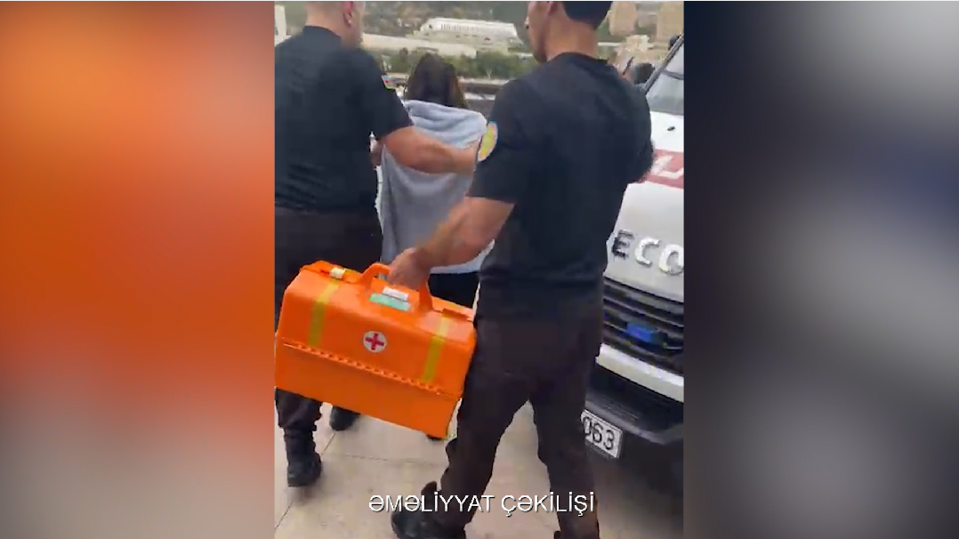 Dənizdə batma təhlükəsi olan 25 yaşlı şəxs dalğıclar tərəfindən xilas edilib