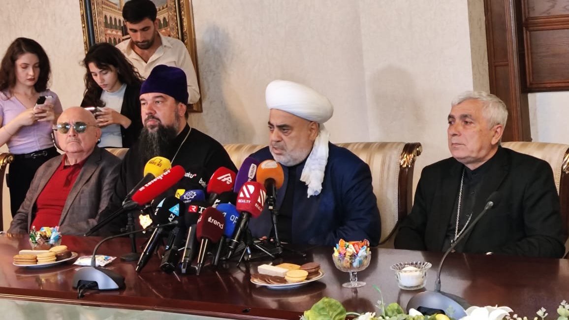 Qarabağda bütün məbədlər ayrı-seçkilik olmadan bərpa olunur - Allahşükür Paşazadə