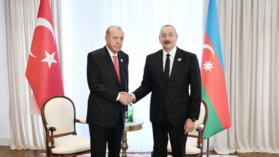 Prezident İlham Əliyev Türkiyə Prezidenti Rəcəb Tayyib Ərdoğana zəng edib