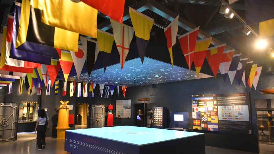 İki mindən çox gəmi təmirçisinin ərsəyə gətirdiyi tanker-muzey