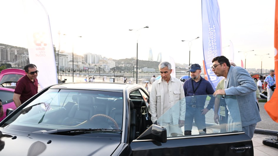 “Legends of The Night” stun Baku: Legend Cars, karting finale, and drift show