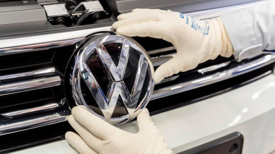 Volkswagen sees 29% decline in profits in Q2 due to US tariffs