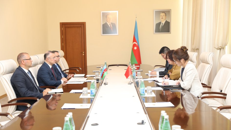 Azerbaijan and China discuss prospects for healthcare cooperation
