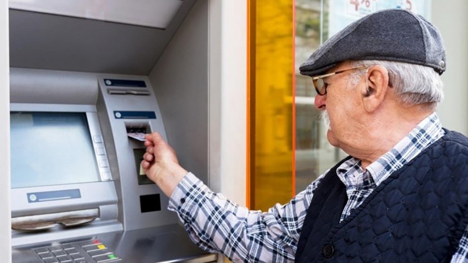 Güzəştli şərtlərlə yaşa görə əmək pensiyası alanların siyahısı genişləndirilib