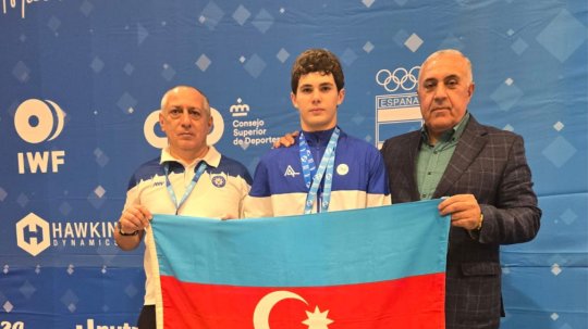 Azerbaijani powerlifter bags two medals at 2025 European Youth and U15 Championships