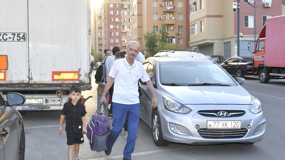 Ağdam rayonunun Xıdırlı kəndinə növbəti köç karvanı yola salınıb