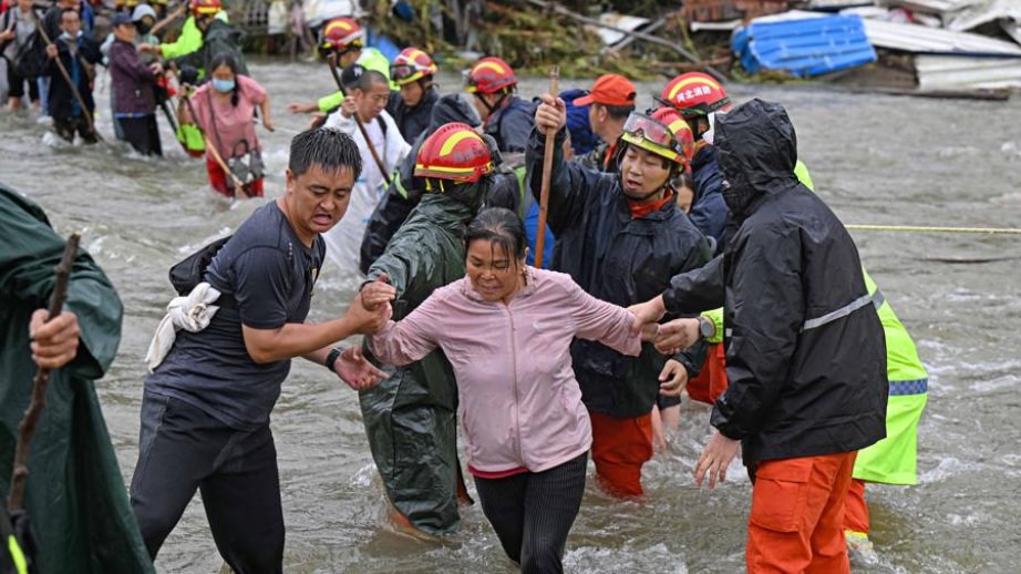 Heavy rains, floods kill 44, leave 9 missing in Beijing