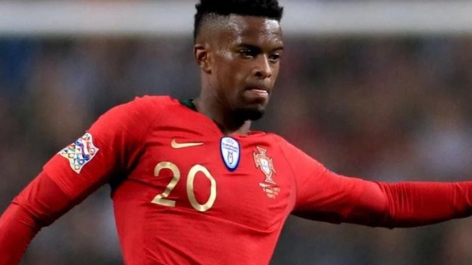 Fenerbahçe lands Semedo, Skriniar in bold defensive power play