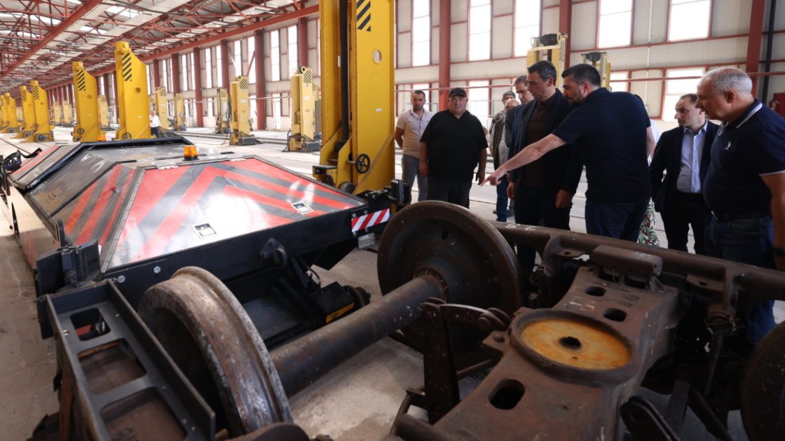 Bakı-Tbilisi-Qars dəmir yolu xəttinə baxış keçirilib