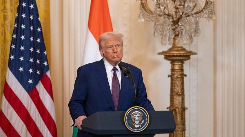 Trump iki nükleer denizaltının, Medvedev'in açıklamaları sonrası harekete geçtiğini duyurdu