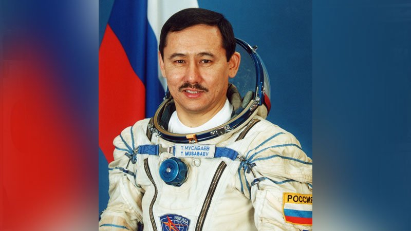 Üç kez uzaya çıkan Kazak kozmonot Musabayev hayatını kaybetti