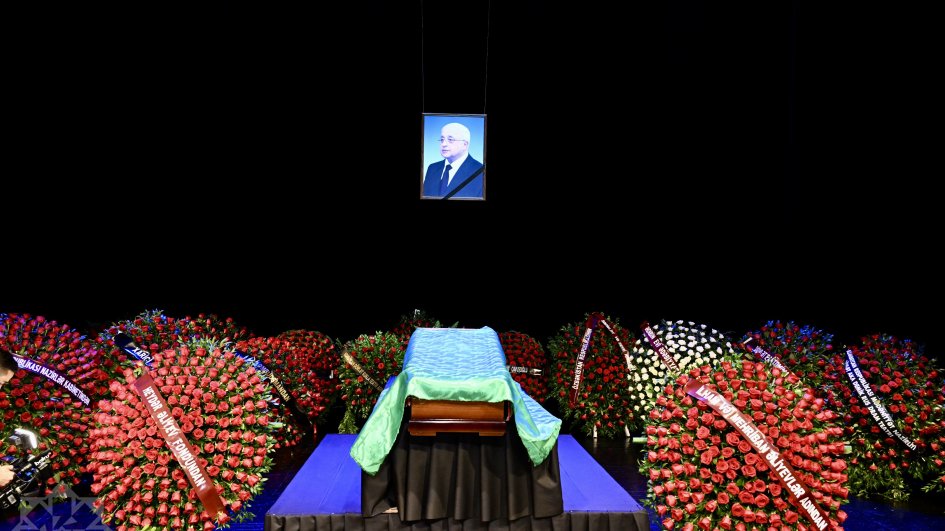 Farewell ceremony held for Azerbaijani People's Writer Elchin Afandiyev