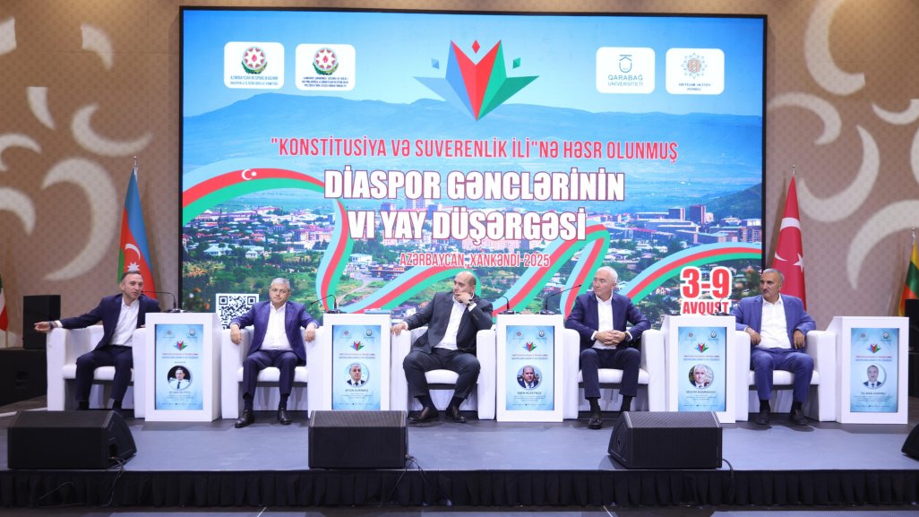 Xankəndidə “İşğaldan azad edilmiş ərazilərdə aparılan bərpa-quruculuq işləri” mövzusunda panel təşkil olunub