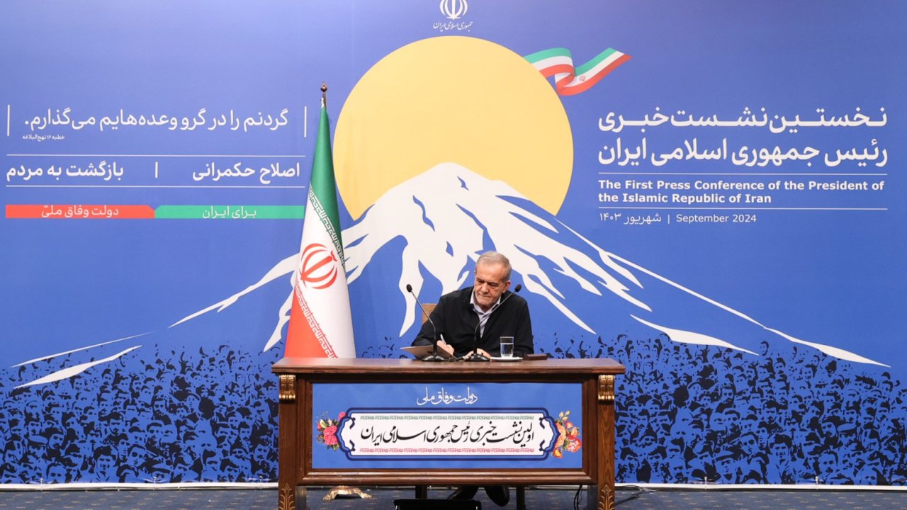 İran prezidenti Ermənistana səfər edəcək