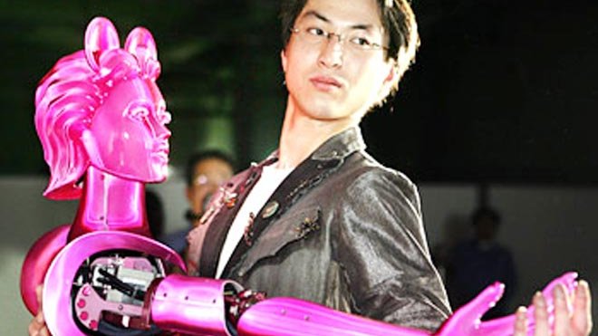 Pekində dünyanın ilk insanabənzər robotların mağazası açılacaq