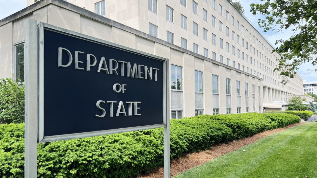 ABŞ Dövlət Departamenti Rusiyanın Ukraynaya qaz nəqlini təmin edən infrastruktura hücumuna münasibət bildirib (ÖZƏL)