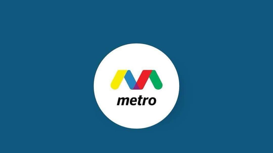 Bakı metrosunda qadın uşaq dünyaya gətirib