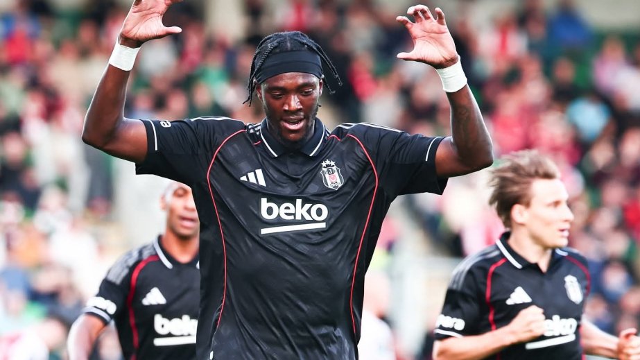 Abraham scores hat-trick as Besiktas beat St Pat's
