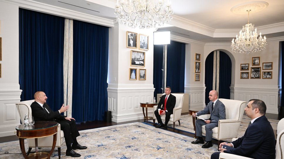 Prezident İlham Əliyev Vaşinqtonda Azərbaycanın media nümayəndələrinə müsahibə verib