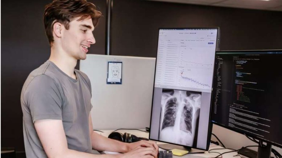 Süni intellekt tibbi görüntü analizində inqilab edir