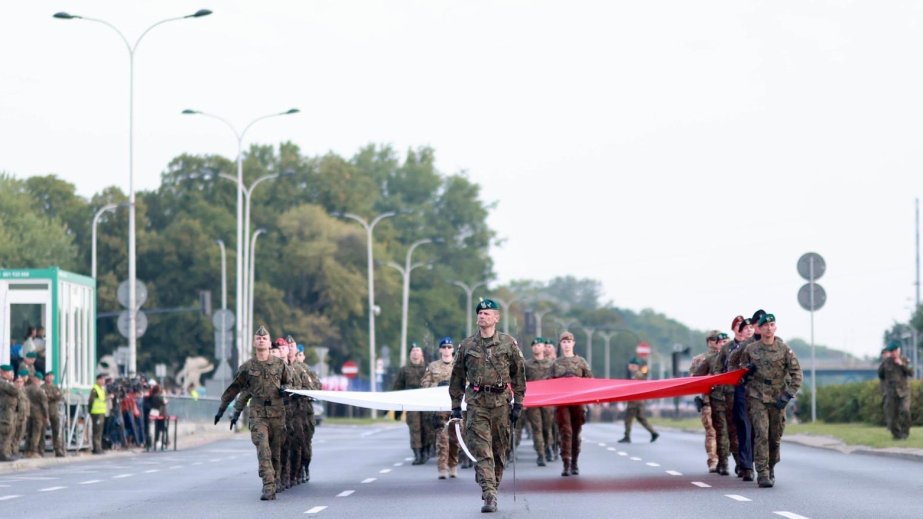 Polşa tarixində ən böyük hərbi parada hazırlaşır
