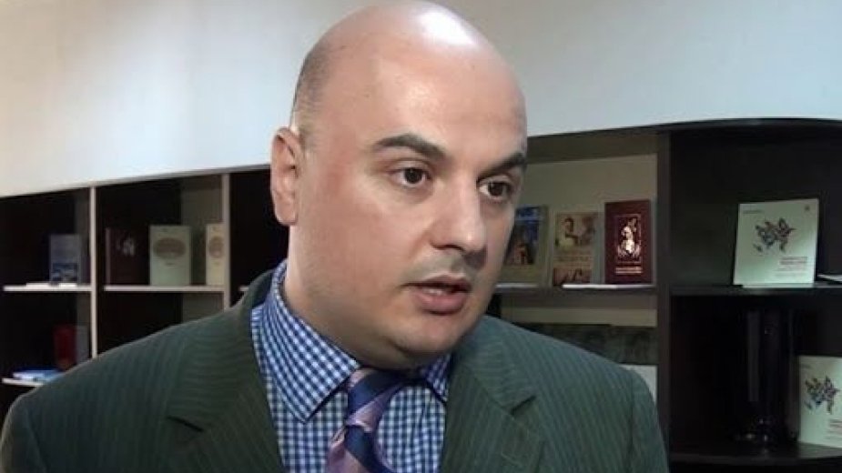 ABŞ eksperti RF-nin Odessada SOCAR-ın neft bazasına hücumunu “hiddət doğuran” akt adlandırıb