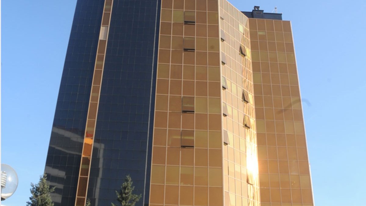 Azərbaycan bankları I yarımildə "Bloomberg"də 41 milyard manatlıq əqd bağlayıb